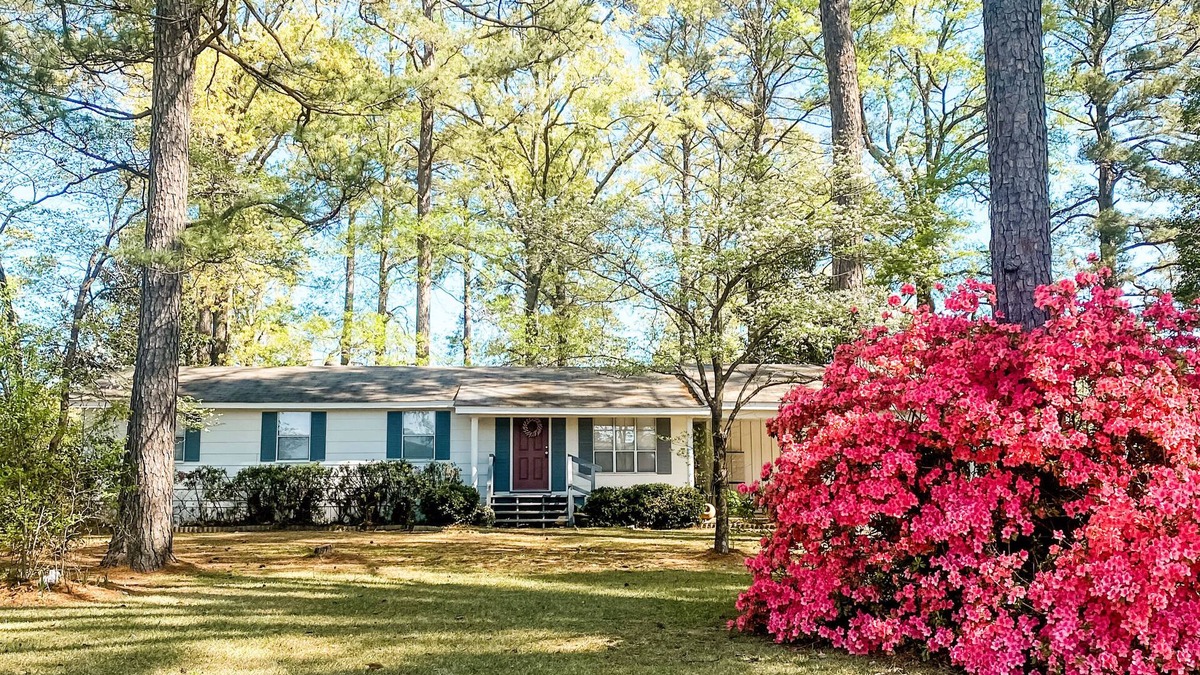 Webster Parish House | Papaw Wheeler's Wooded Retreat