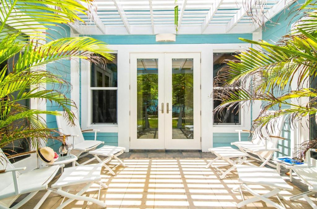 West Bay House | Papaya Cottage by Grand Cayman Villas & Condos