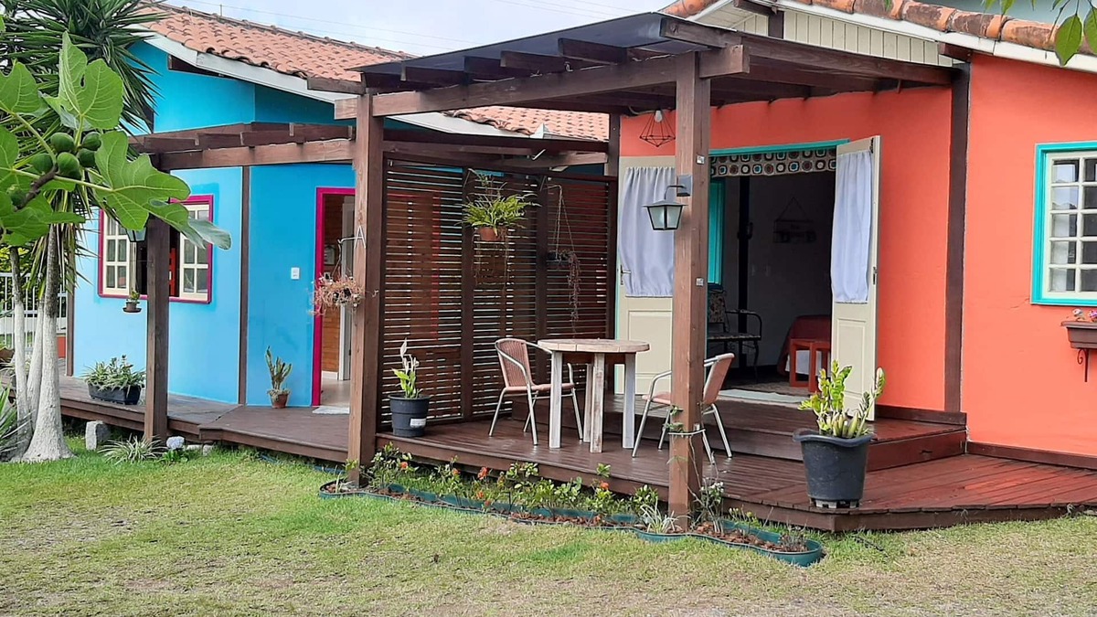 Rio Vermelho Sul House | PARADISE MOUNTAIN BEACH BUNGALOW