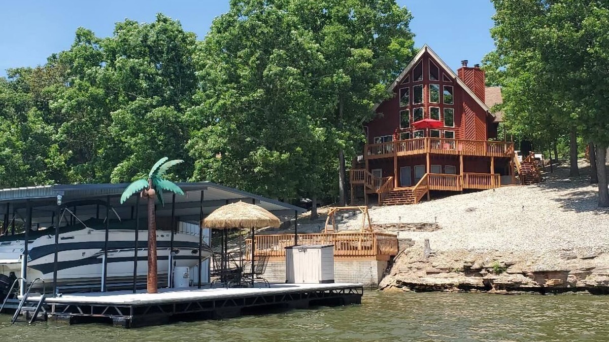 Stover House | Paradise At Proctor Cove