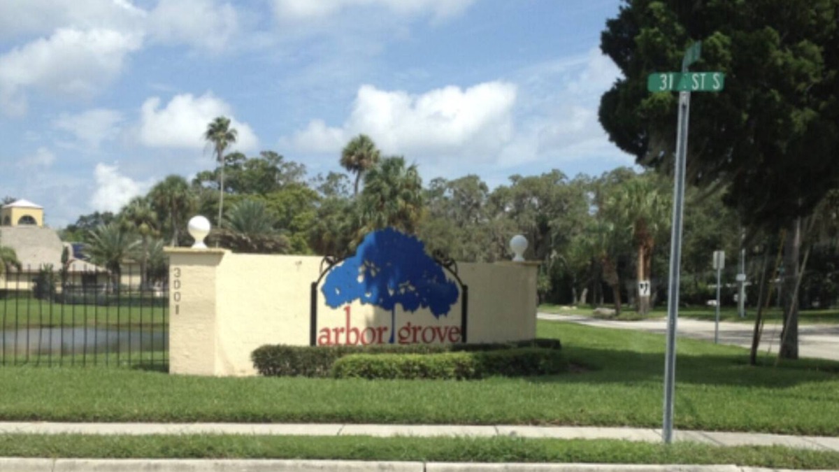 Pinellas Point Condo | Paradise awaits!
