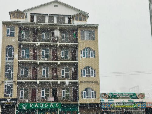 Udhampur District Hotel | Paradise banihal