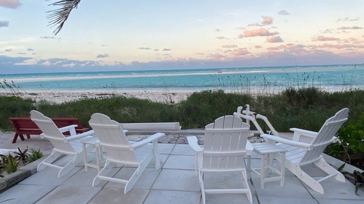Spanish Wells Cottage | Paradise Beach Cottage- Newly Renovated 3 Bed/3 Bath Cottage On The Beach