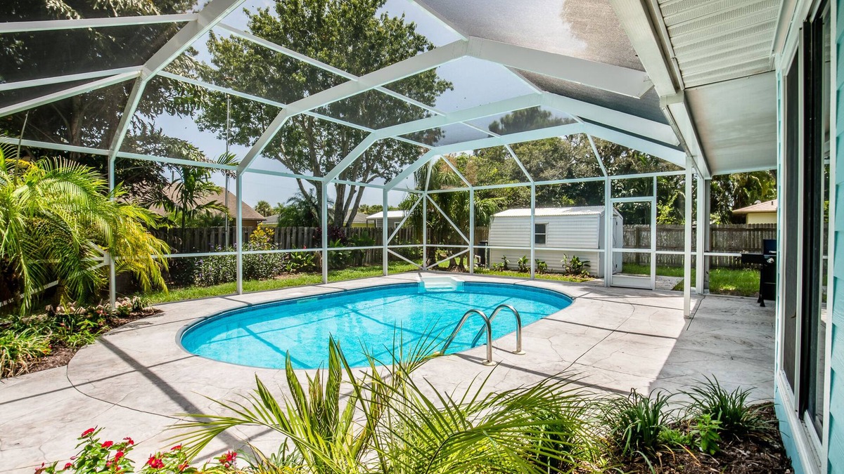 Sebastian House | Paradise Bliss! Heated Pool, Near Boat Ramp, Beaches, & Golf Course,Wifi