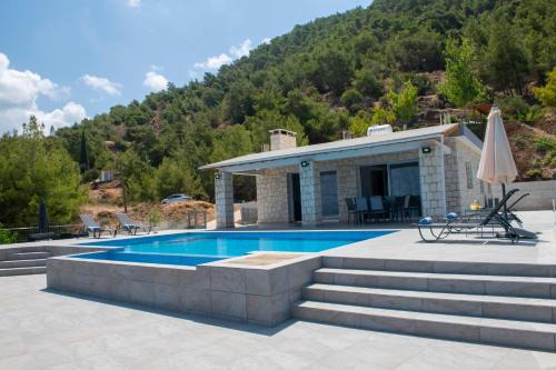 Latchi Villa | Paradise Blue Villa