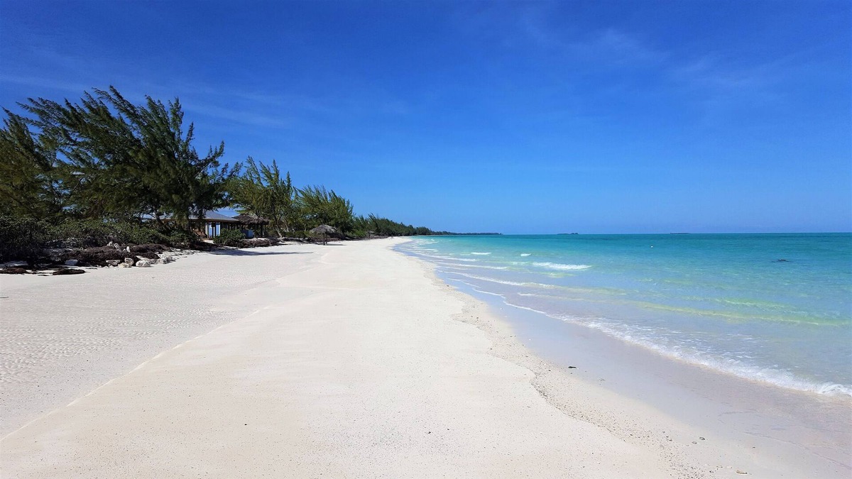 Kemps Bay House | Paradise Beach South Andros