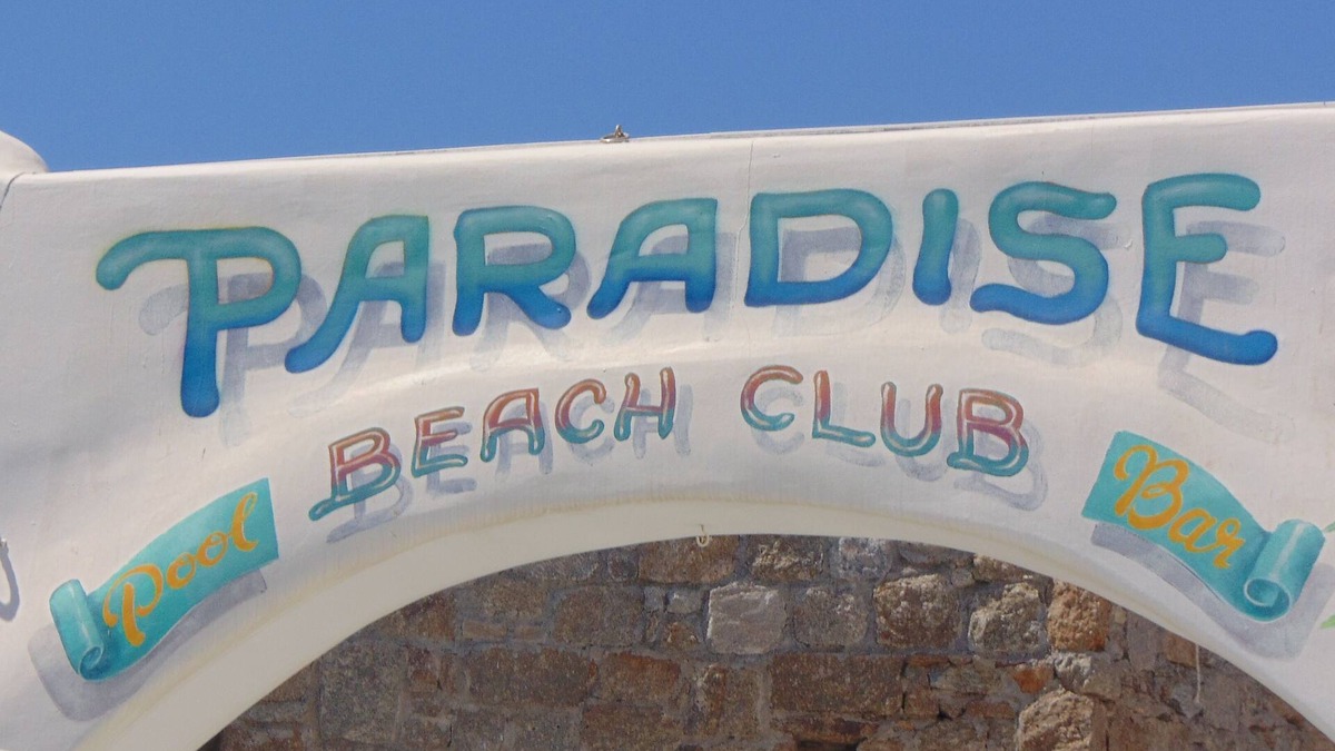 L'Islet Condo | Paradise Club