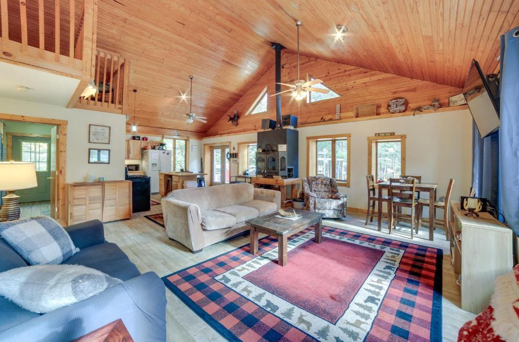 Paradise House | Paradise Cottage Trail Access Nearby