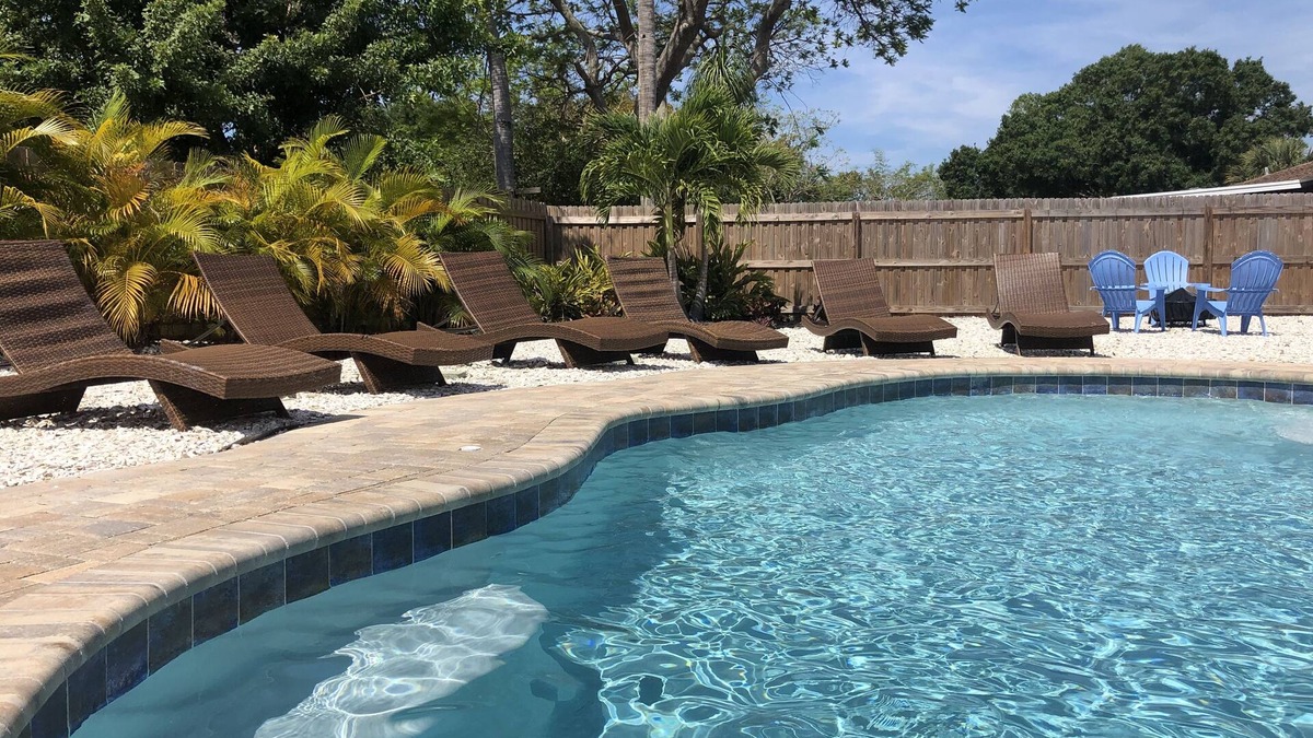 Bradenton House | Paradise Cove - A perfect Beach Getaway