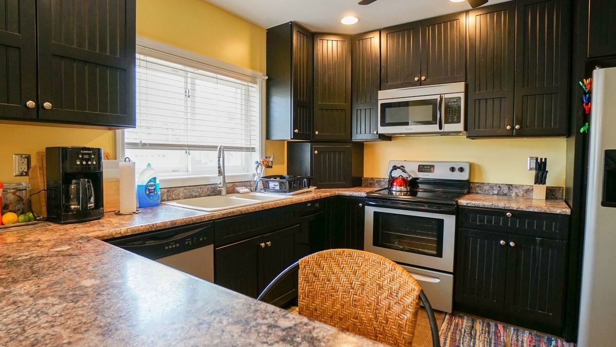 Monticello Cottage | Paradise Cove Lakeside Cottages