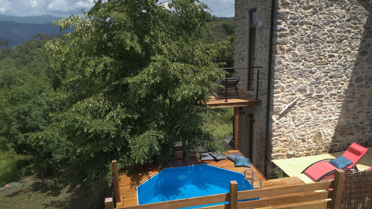 Ricco del Golfo di Spezia House | Paradise for two, swimming pool, stones, above the Cinque Terre