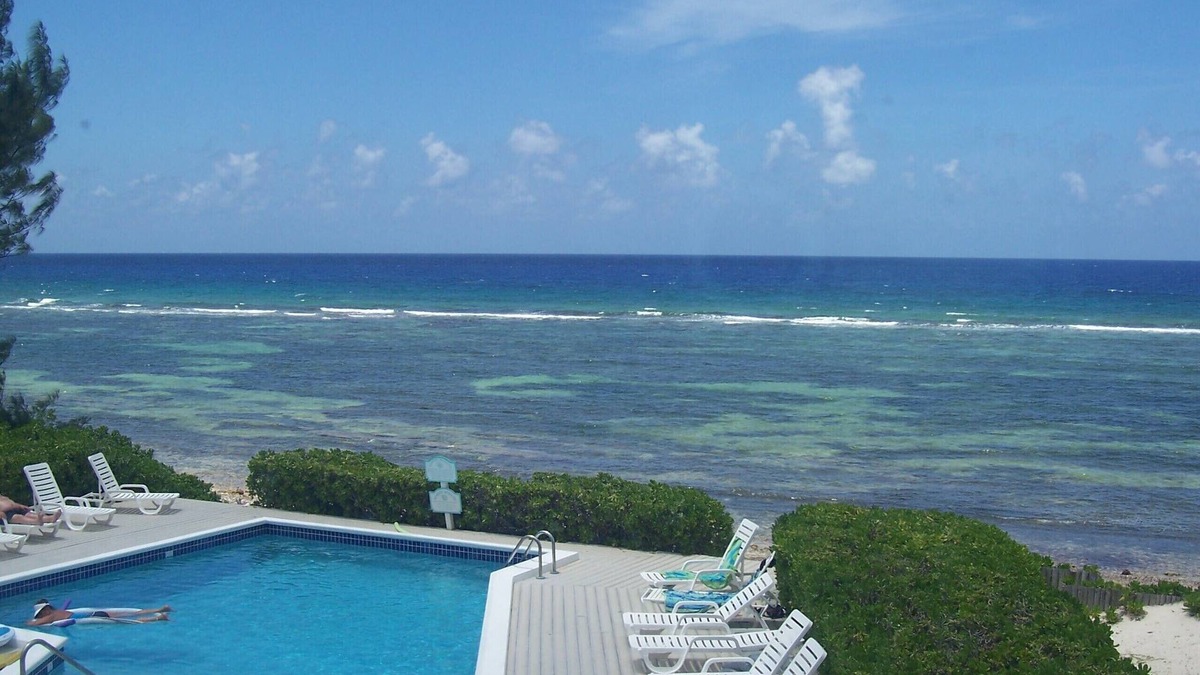 North Side Condo | Paradise Found Oceanfront Condo - Flexible Cancellation