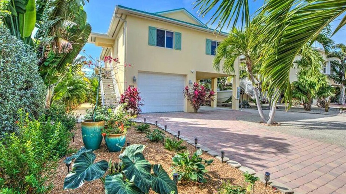 Marathon House | Paradise Getaway Flamingo Island, Marathon