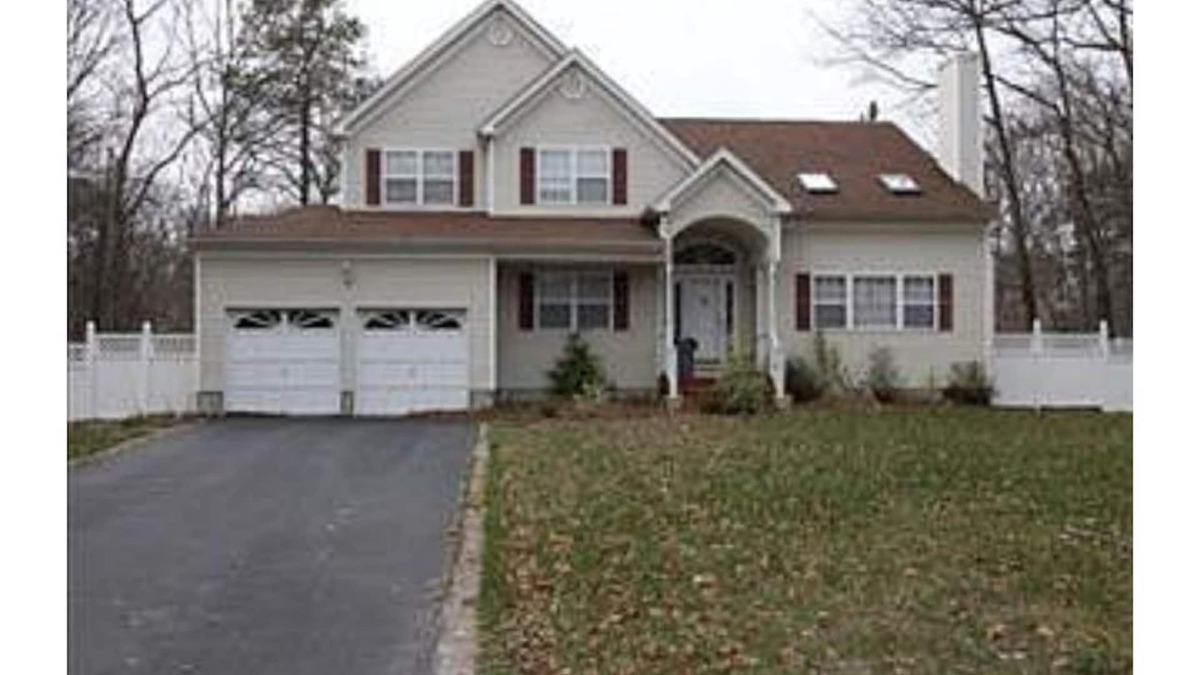 Coram House | Paradise in Medford