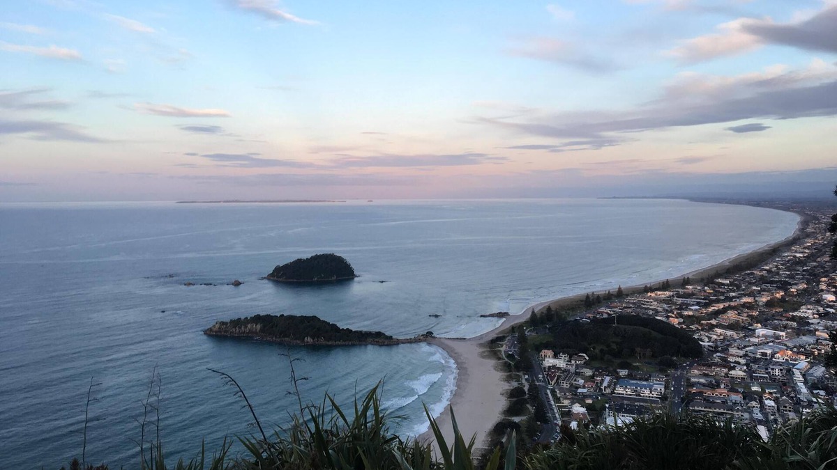 Papamoa Beach House | Paradise in Papamoa with Pool!
