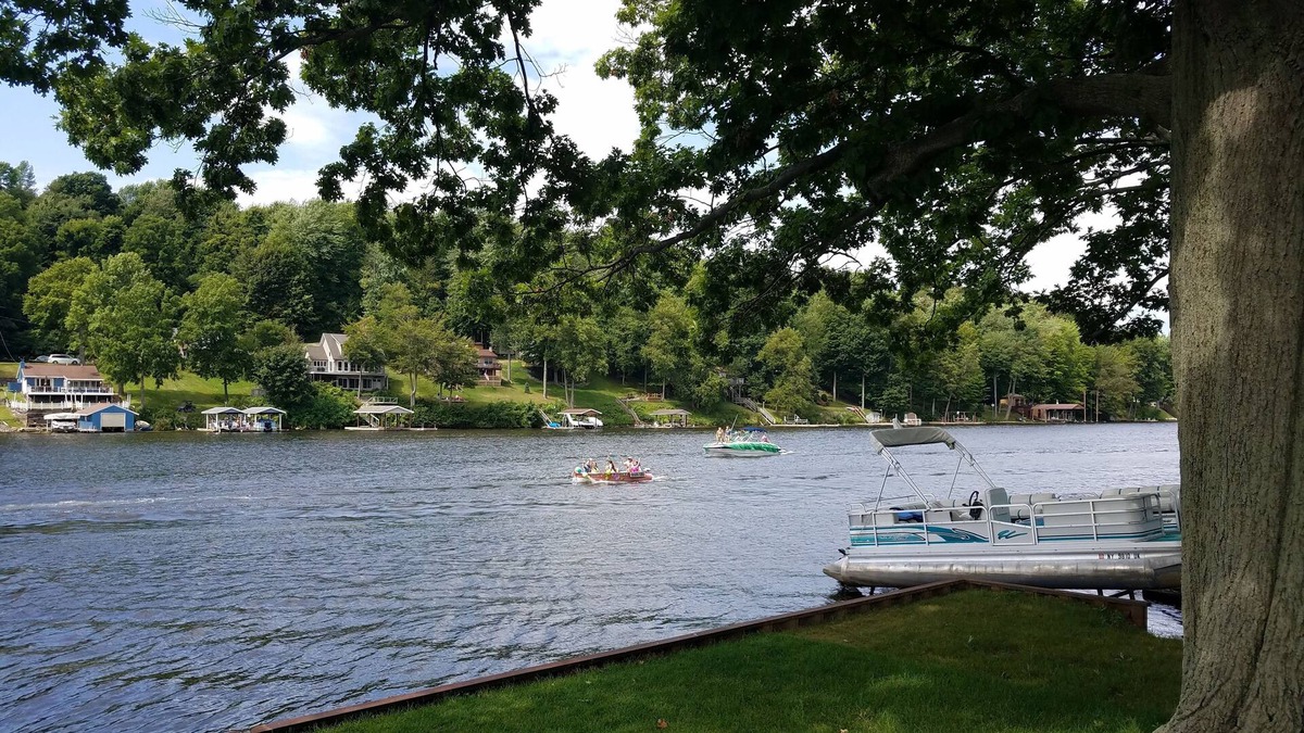 Wolcott House | Paradise in Port Bay