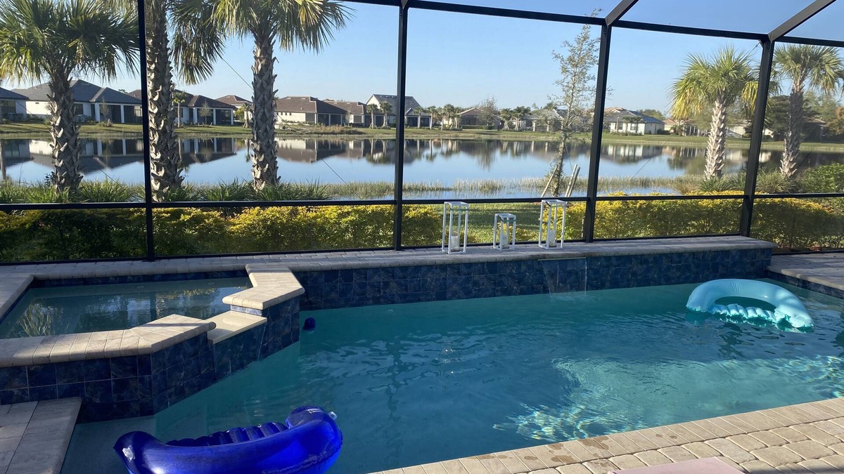 River Hall House | Paradise in River Hall country club