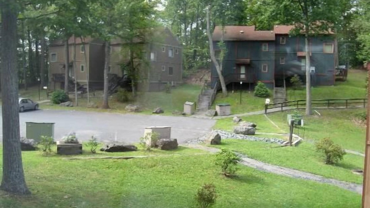 East Stroudsburg Condo | Paradise in the Poconos!