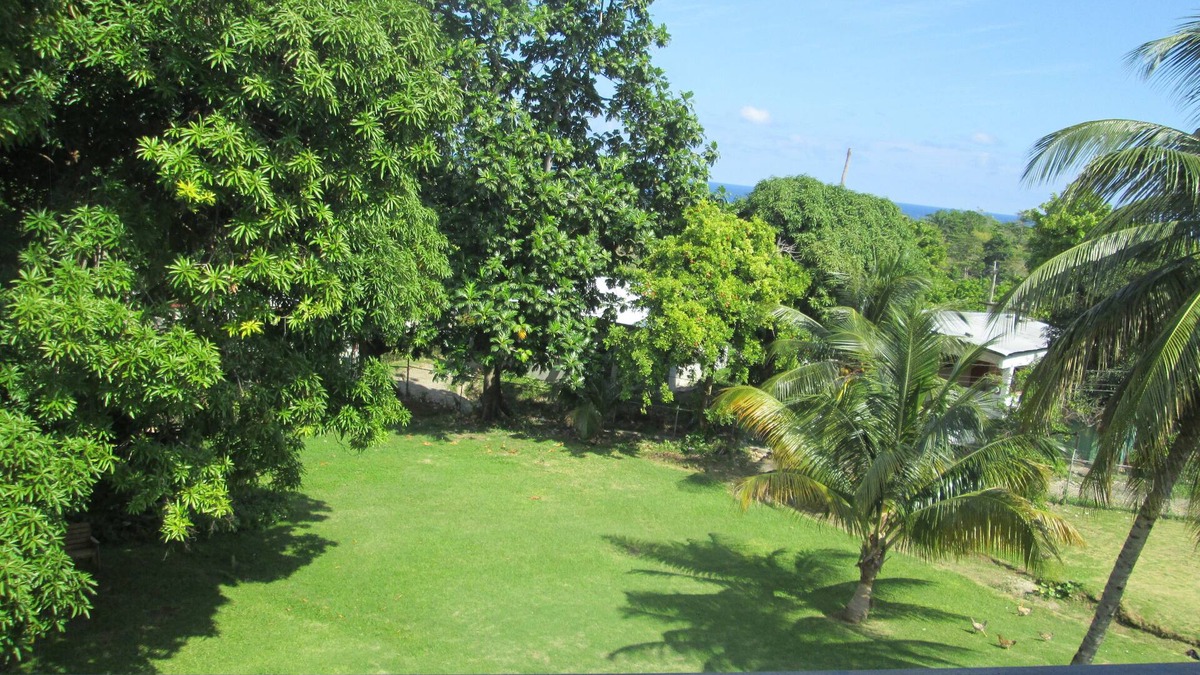 Snow Hill Hotel | Paradise Inn