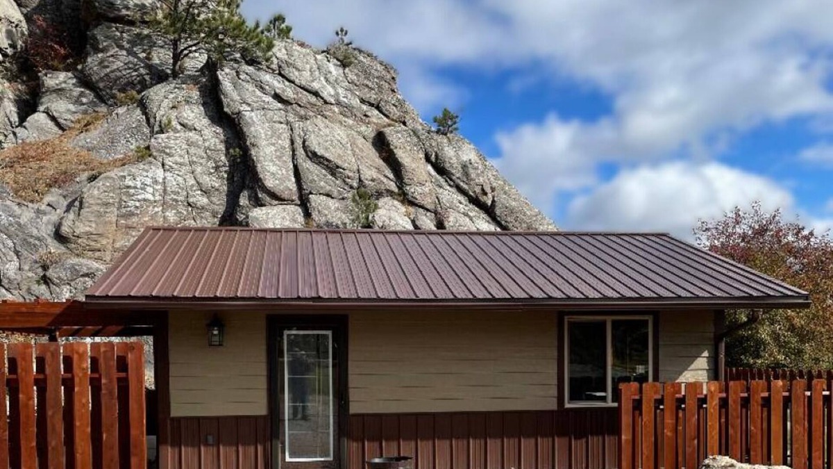 Custer Cabin | Paradise Land Cabin A