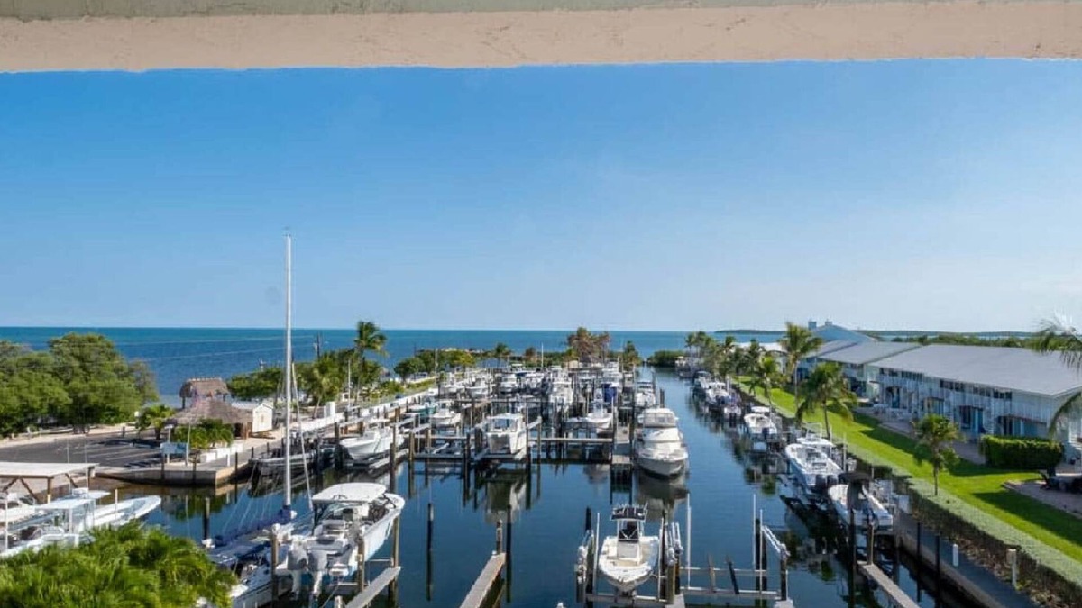 Key Largo Apartment | Paradise Landing Ocean/Marina View Golf Cart Kayak