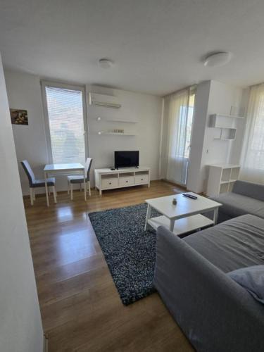 Lozenets Apartment | Paradise Locked