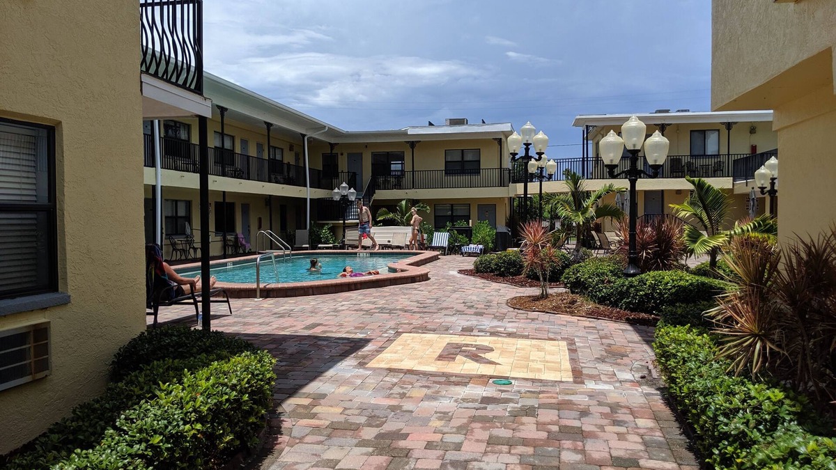 North Redington Beach Resort | Paradise Oasis