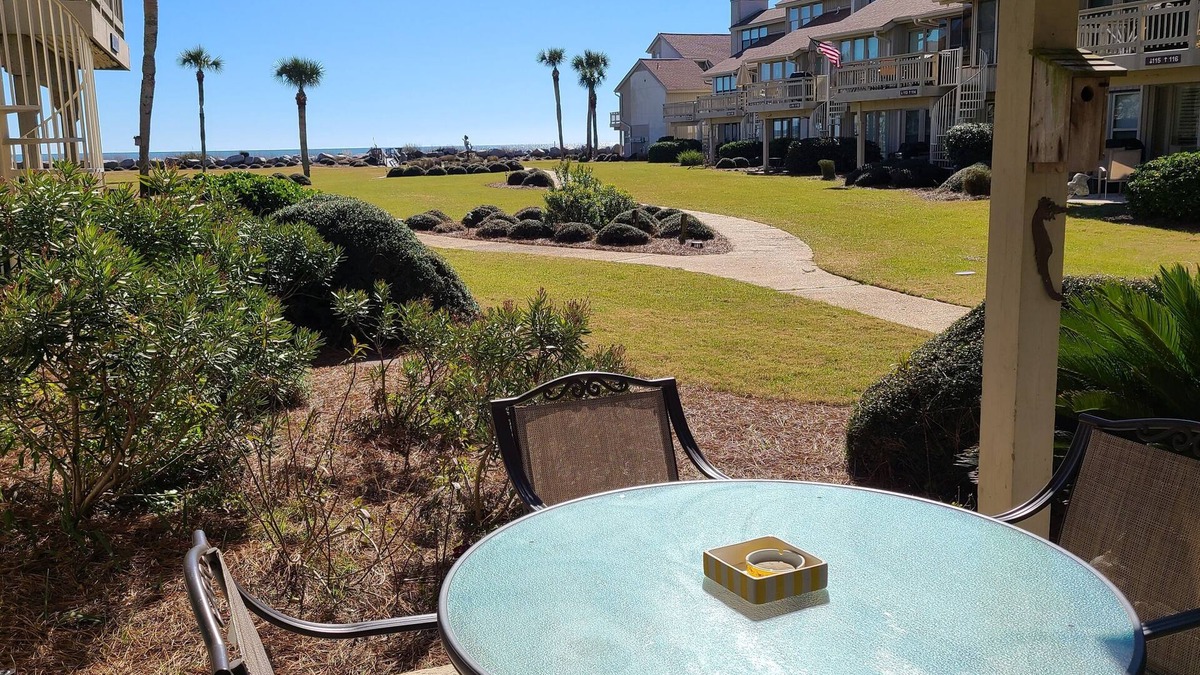 Saint Helena Island Condo | Paradise! Oceanview and minutes walk to pools, dining, and more!