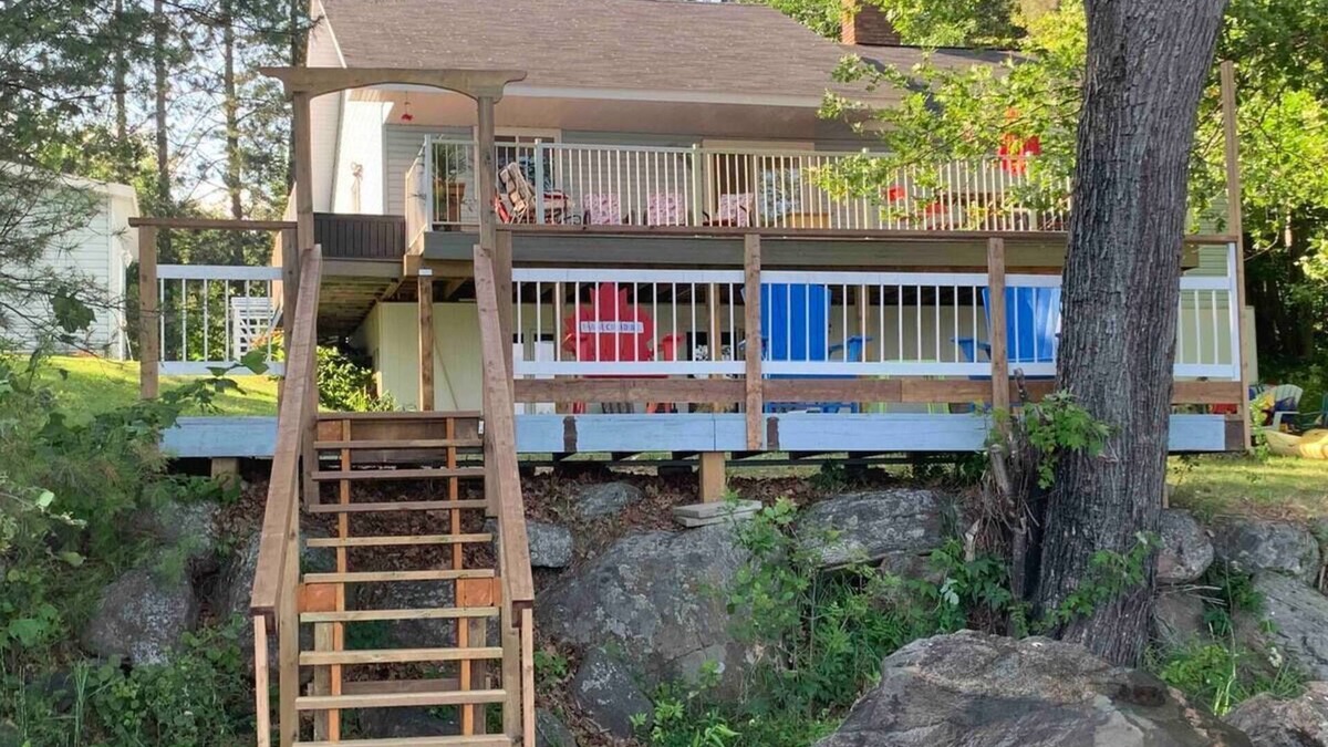 Golden Lake Cottage | Paradise on Golden Lake