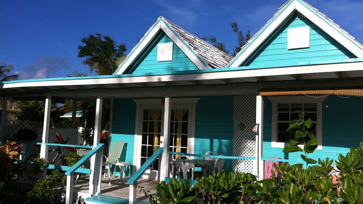 Mather Town Cottage | Paradise on miles of white sandy beach and turquoise sea, private and secure.