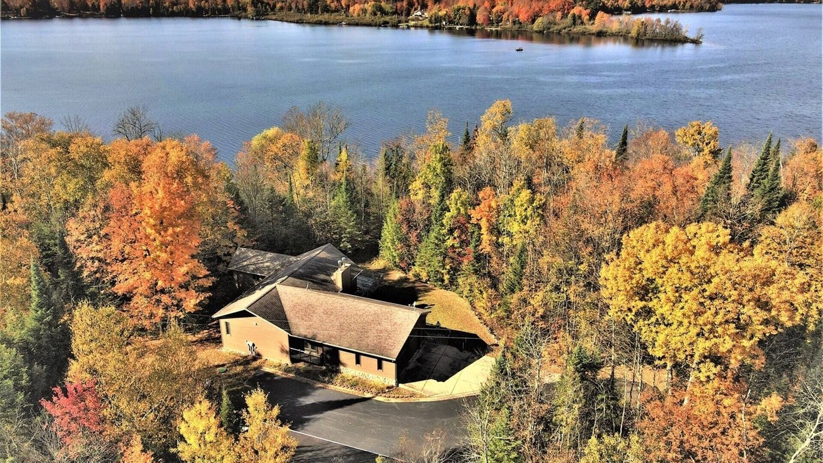 Park Falls House | Paradise on Pike Lake! | 4 Bedroom, 3 Bath