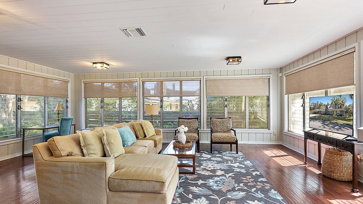 Southside House | *Paradise on San Lucas*- Patio, Wifi, Family Den