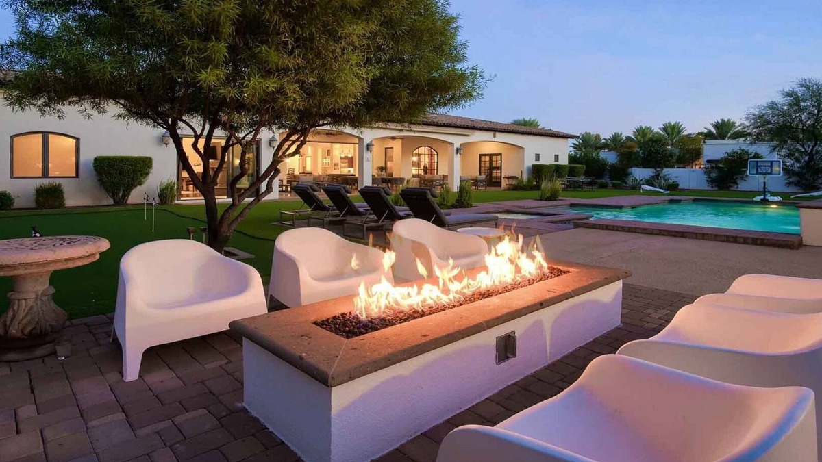 Camelback East House | Paradise Palms - 8BR Estate w/Pool, Sport Court & Outdoor Cabana