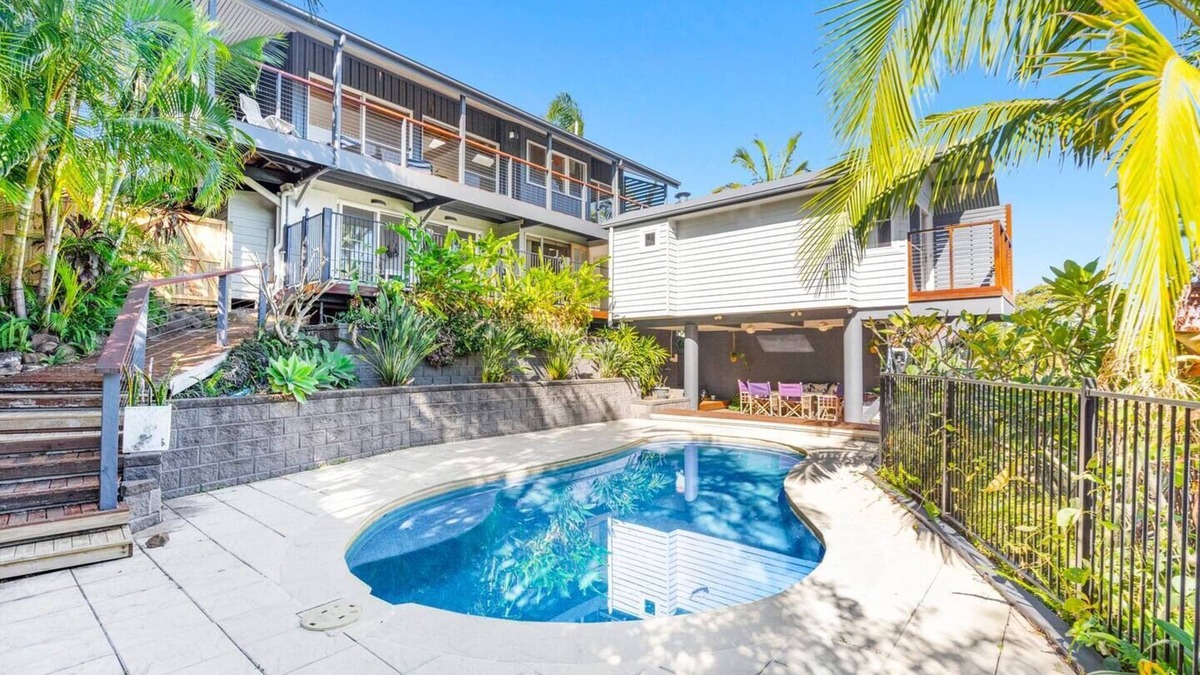 Banora Point Apartment | Paradise Palms Resort Retreat with Panoramic Views