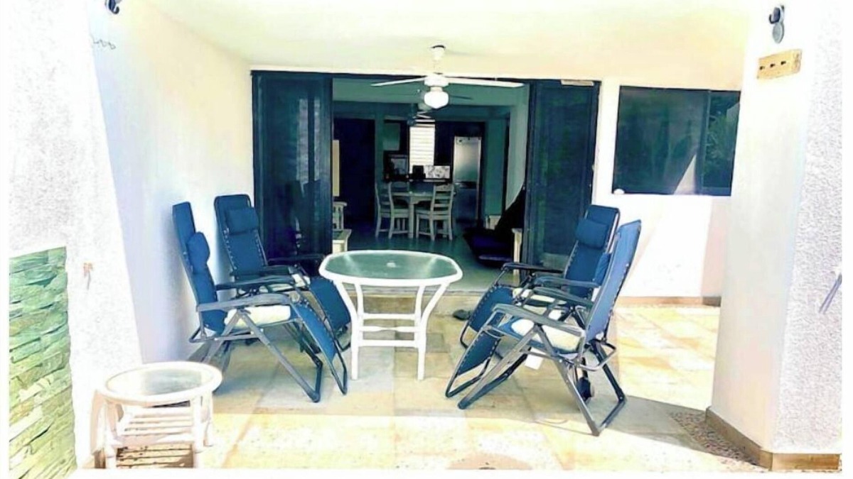 Lomas de Costa Azul House | Paradise Penthouse: Luxury Haven with Private Pool Terrace in Heart of Acapulco