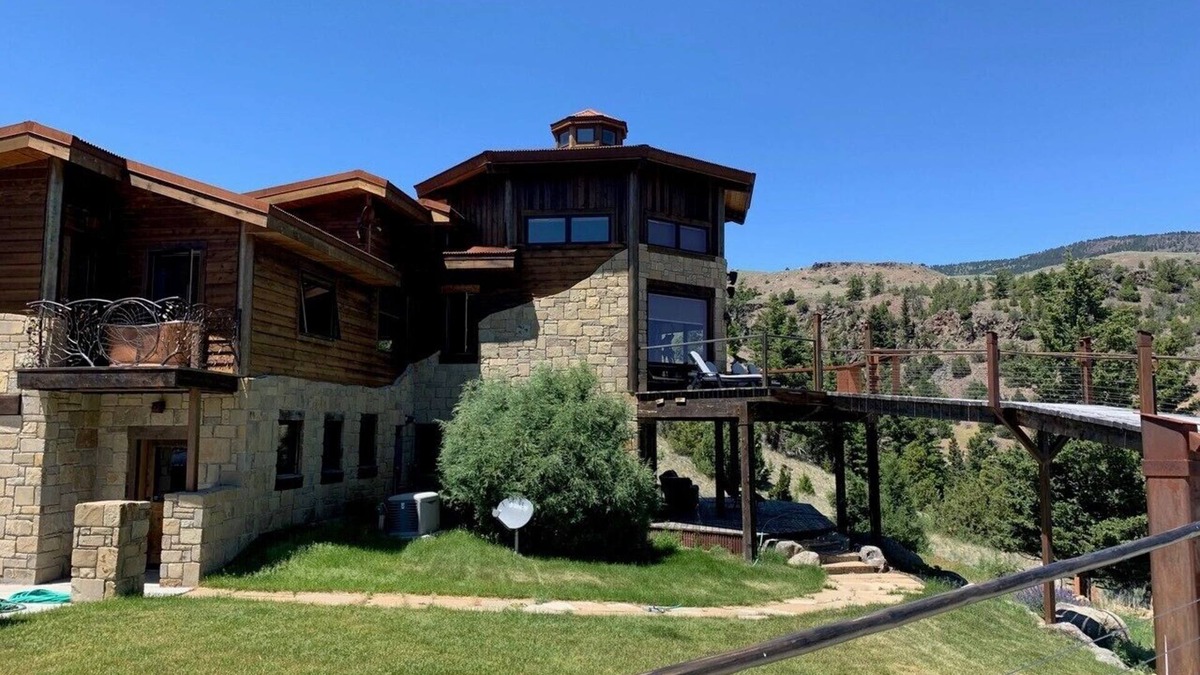 Emigrant House | Paradise Point - Gorgeous custom home overlooking the scenic Paradise Valley!