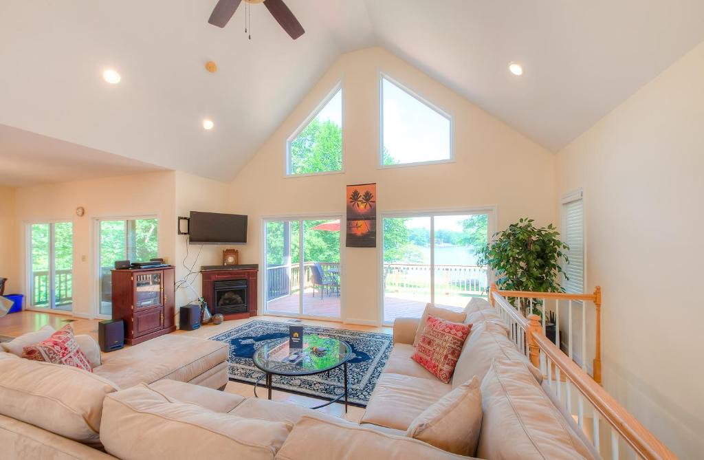 Bumpass House | Paradise Pointe