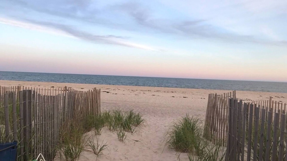 Ocean Bay Park House | Paradise so close to NYC