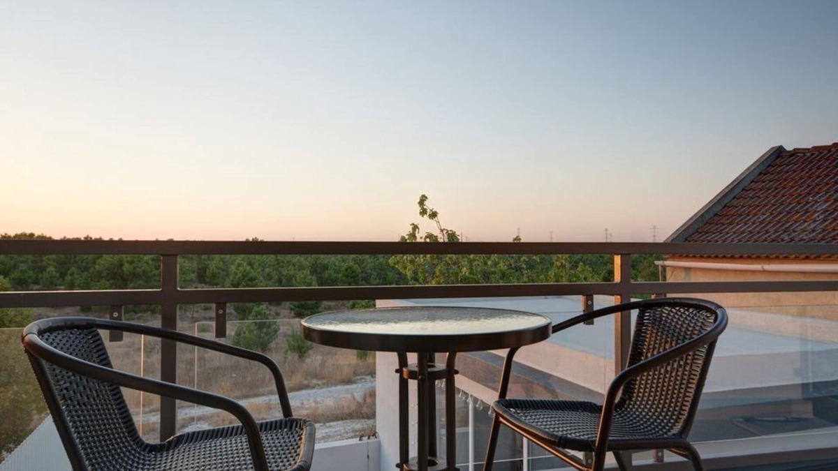 Quinta Do Conde Villa | Paradise Terrace House with heated pool near Setubal and Sesimbra