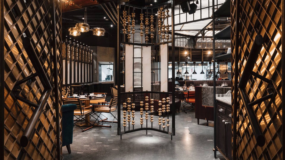 Coal Harbour Hotel | Paradox Vancouver