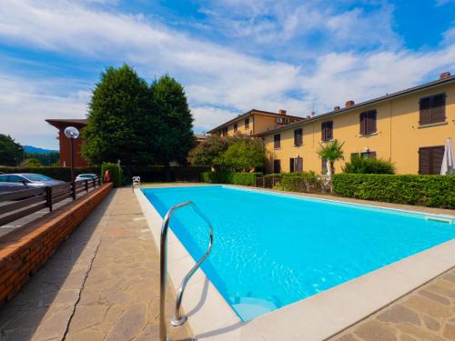 Paratico Apartment | PARATICO - Lakefront apartment with private pool and free parking