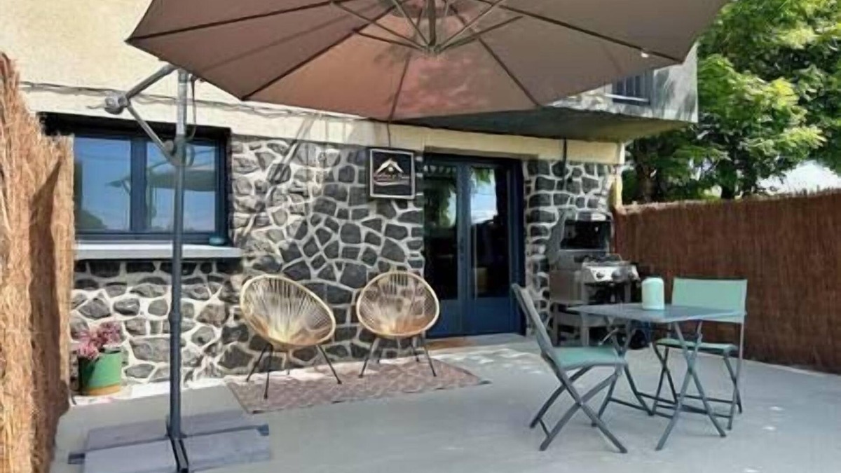 Valuejols House | Parenthèse en Planèze Spa, Sauna, Cinéma, Jardin