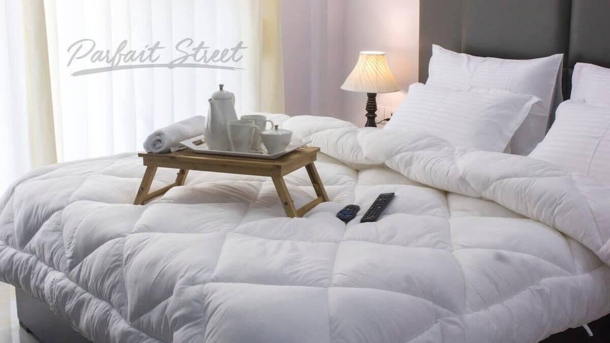 Gurugram Apartment | Parfait Street 2Bhk service apartment near Fortis