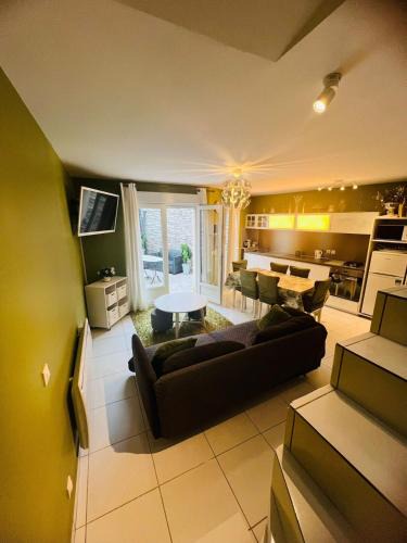 Villeneuve-le-Roi House | PARIS 20 min ORLY Aeroport 10 min Maison Paradis vert