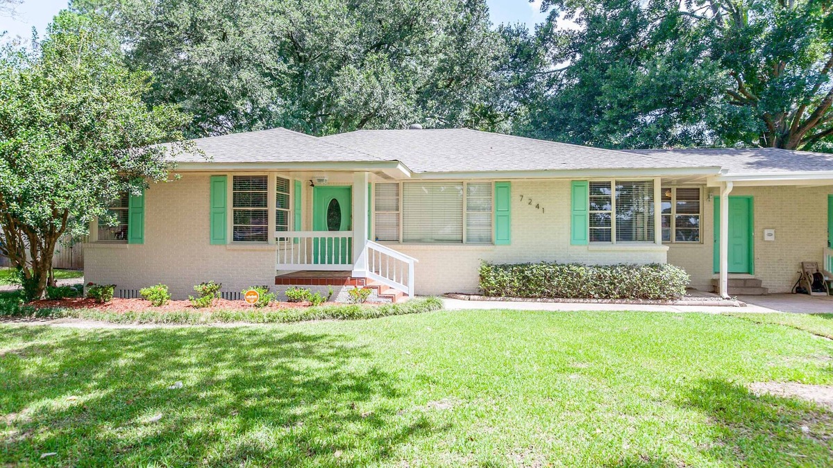 Mid City South House | Paris In Mid-City BR -Entire Home & Attached Suite