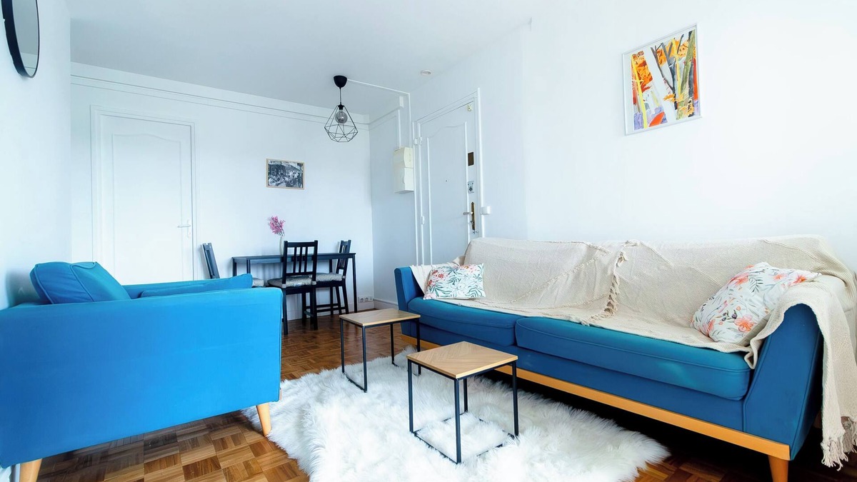 Chevilly-Larue Apartment | Paris is 2 stations away (M14)