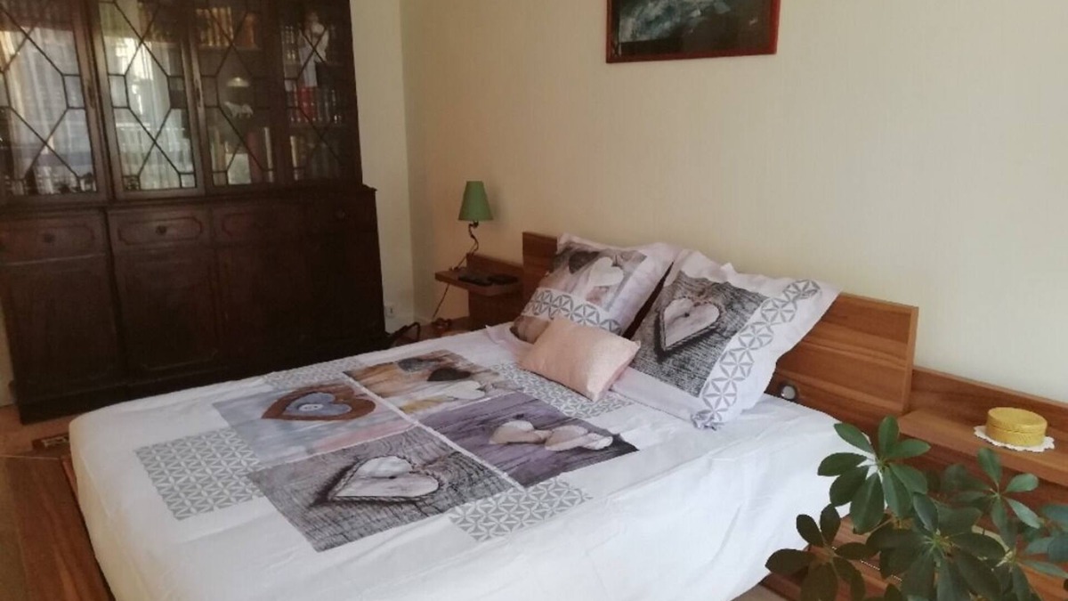 Saint-Fargeau Condo | PARIS private refuge: 3 cozy rooms with tree-lined interior courtyard