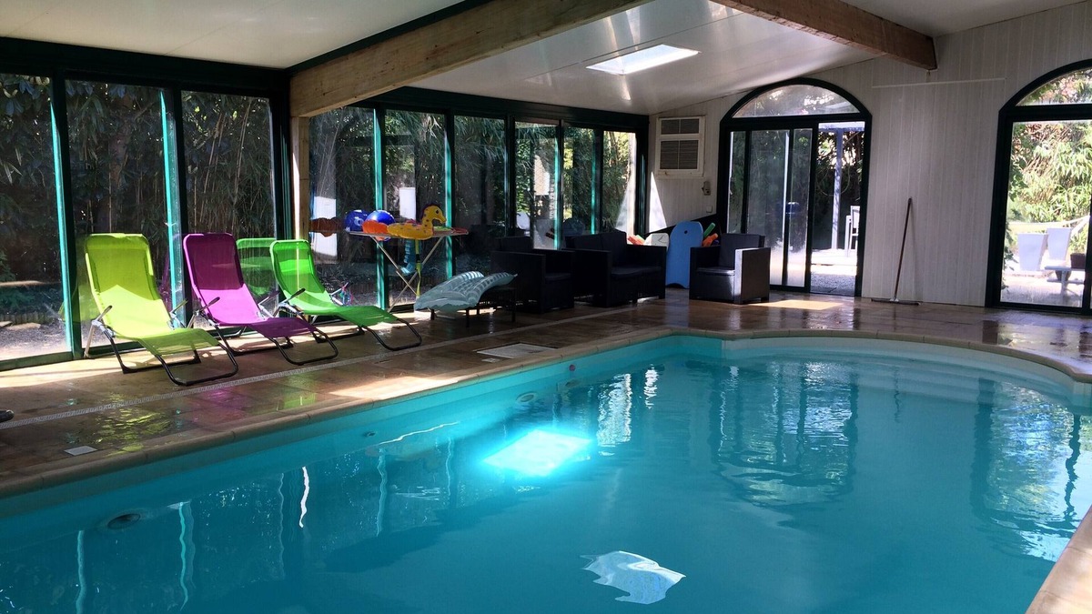 Frepillon House | Paris, the Impressionists, Disney, Versailles, forest walks and swimming pool