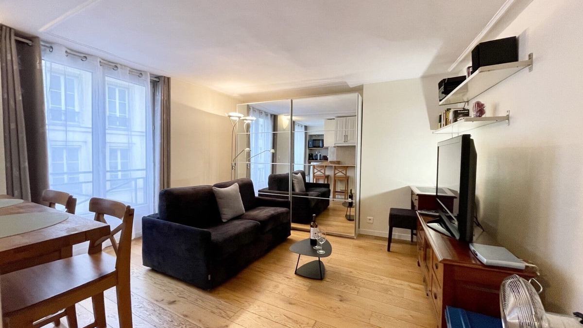Vivienne Apartment | Parisian Home | S02040 | Studio | Bourse