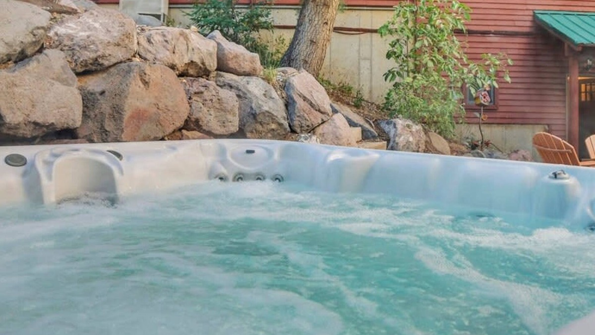 Summit Park House | Park City Mountain Retreat 4BR Hot Tub Fire Pit